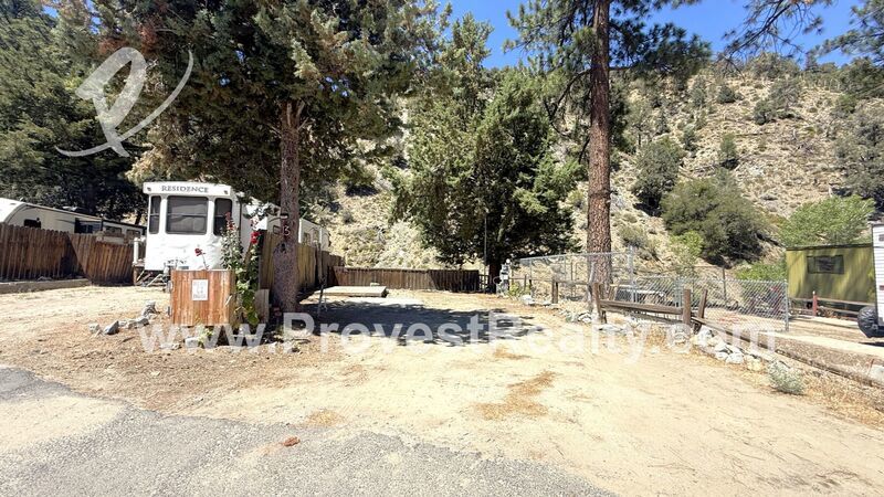 RV Space for Rent in the Whispering Pines Mobile Home Estates!! property image