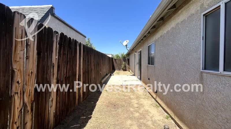 2 Bed, 2 Bath Apartment in Hesperia!! property image