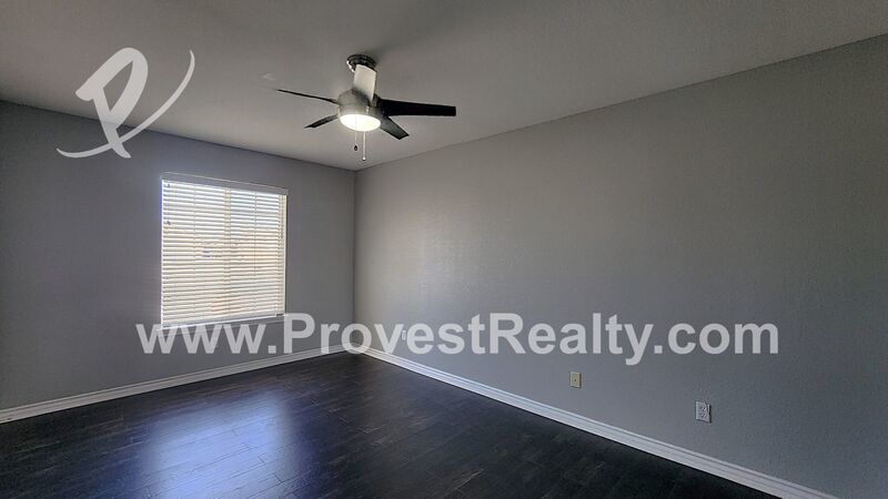 Beautiful 4 Bed, 3 Bath Apple Valley Home with Bonus Room!!! property image