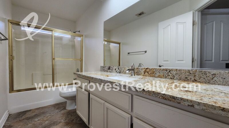 Beautiful 4 Bed, 3 Bath Apple Valley Home with Bonus Room!!! property image