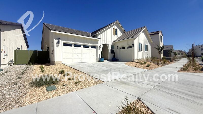 Gorgeous New 4 Bedroom, 2.5 Bathroom Hesperia Home w/ SOLAR!!! property image