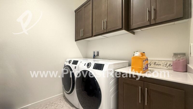 Gorgeous New 4 Bedroom, 2.5 Bathroom Hesperia Home w/ SOLAR!!! property image