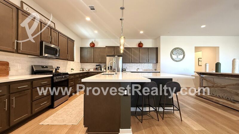 Gorgeous New 4 Bedroom, 2.5 Bathroom Hesperia Home w/ SOLAR!!! property image