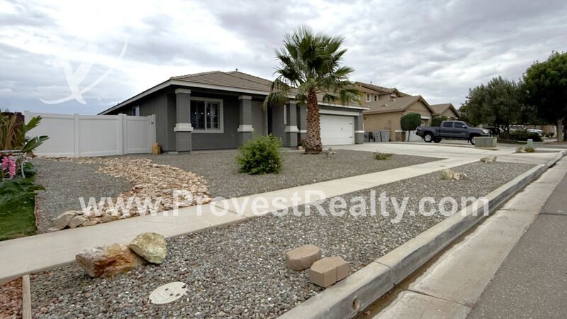 Charming 4 Bedroom, 2 Bathroom Hesperia Home with SOLAR!!! property image