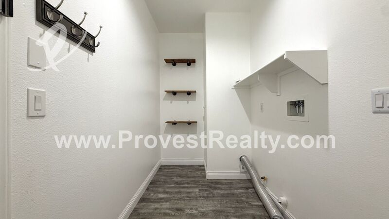 Charming 4 Bedroom, 2 Bathroom Hesperia Home with SOLAR!!! property image