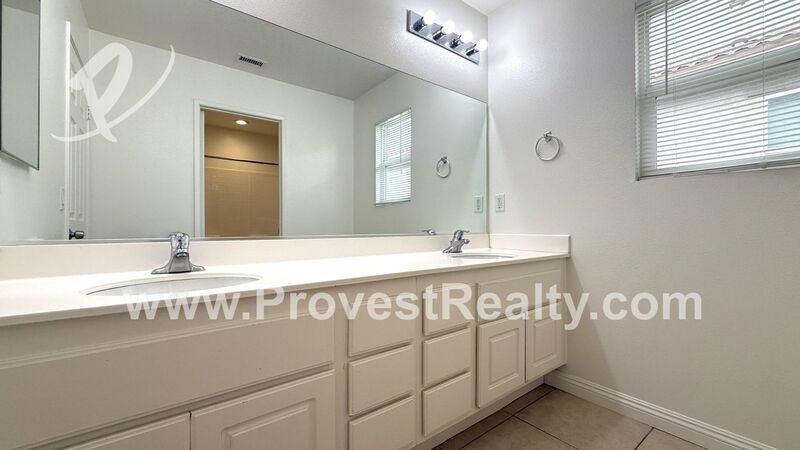 Huge 4 Bedrooms, 3 Bathrooms Hesperia Home with A Loft!!! property image