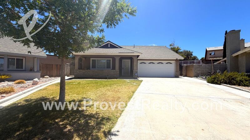 3 Bedroom, 2 Bathroom Victorville Home!! property image