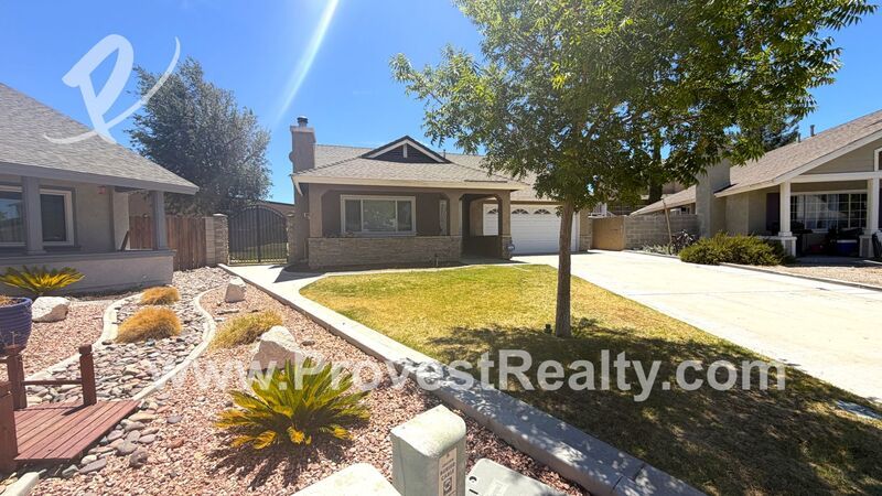 3 Bedroom, 2 Bathroom Victorville Home!! property image