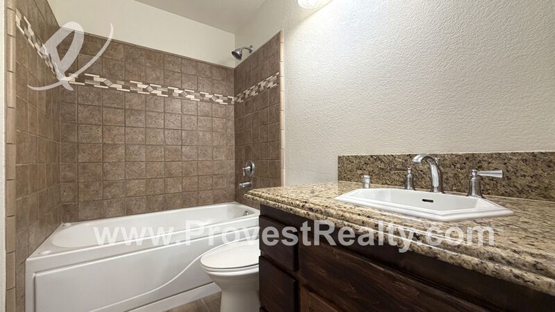 3 Bedroom, 2 Bathroom Victorville Home!! property image