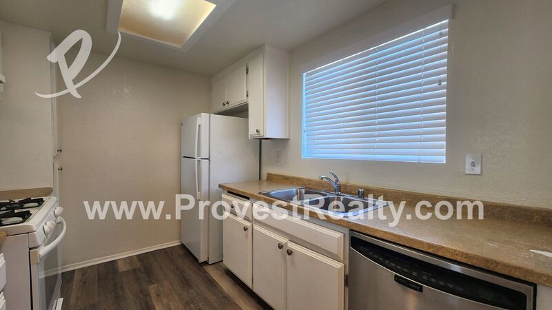 Cozy 2 Bed, 1 Bath Apple Valley Apartment!! property image