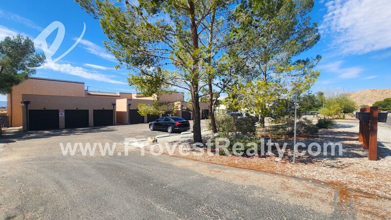 Cozy 2 Bed, 1 Bath Apple Valley Apartment!! property image