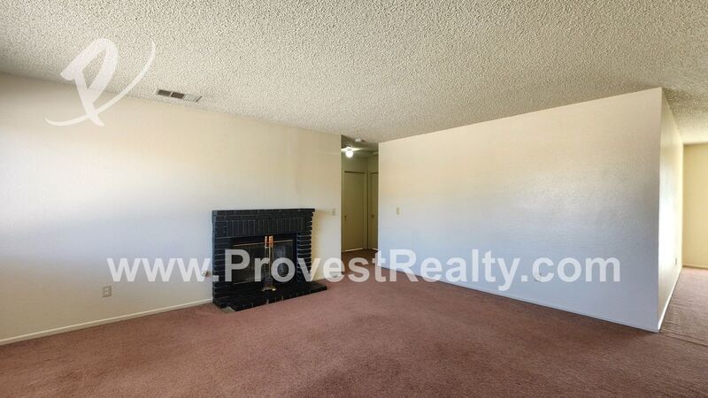 Charming 3 Bed, 2 Bath Apple Valley Apartment!! property image
