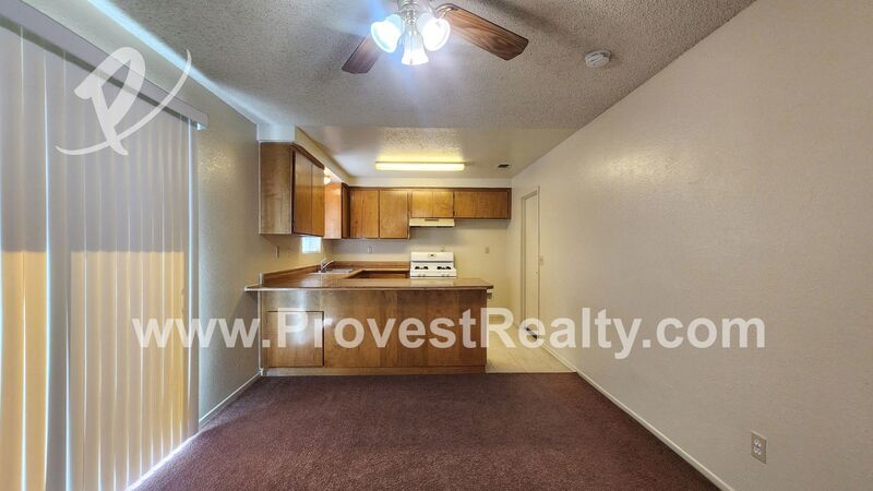 Charming 3 Bed, 2 Bath Apple Valley Apartment!! property image