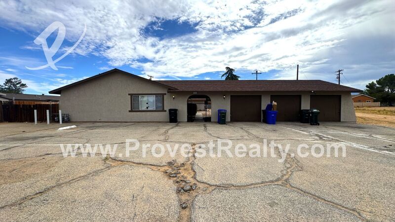 2 Bedroom, 1 Bathroom Apple Valley Apartment! property image