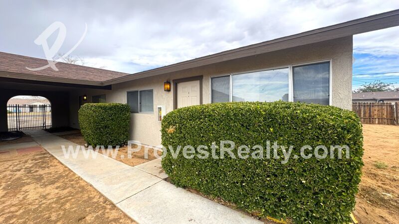 2 Bedroom, 1 Bathroom Apple Valley Apartment! property image