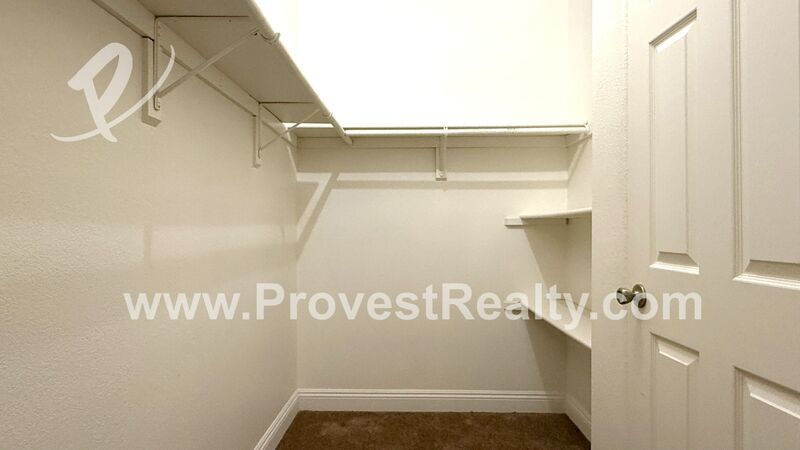 Stunning 3 Bedroom, 2 Bathroom Hesperia Home w/ Solar!!! property image