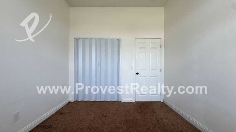 Stunning 3 Bedroom, 2 Bathroom Hesperia Home w/ Solar!!! property image