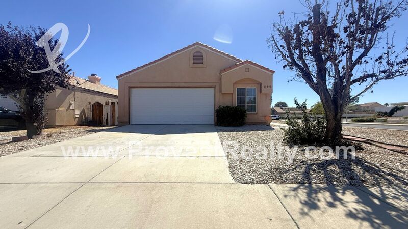Cozy 3 Bedroom, 2 Bathroom Victorville Home!!! property image