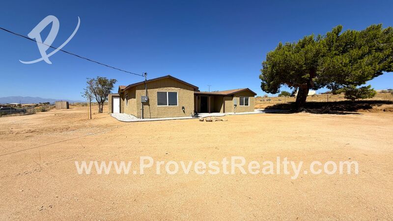 Recently Updated 4 Bedroom, 2 Bathroom Home in Apple Valley!!! property image