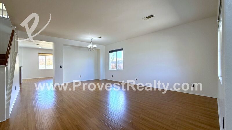 Big & Beautiful 5 Bedroom, 2.5 Bathroom Oak Hills Home!!! property image