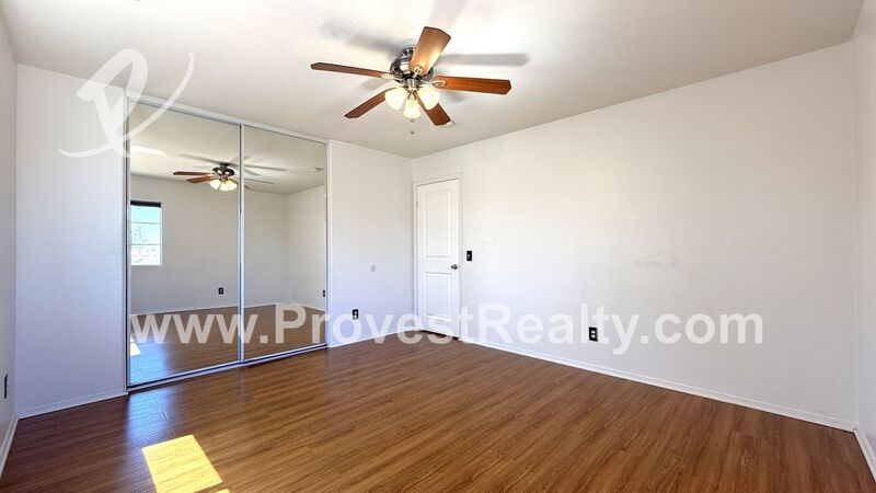 Big & Beautiful 5 Bedroom, 2.5 Bathroom Oak Hills Home!!! property image