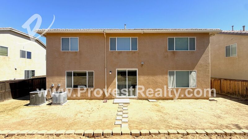 Big & Beautiful 5 Bedroom, 2.5 Bathroom Oak Hills Home!!! property image