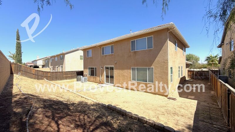 Big & Beautiful 5 Bedroom, 2.5 Bathroom Oak Hills Home!!! property image